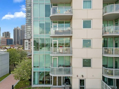 603-433 11 Avenue Se, Calgary, AB - Outdoor With Balcony