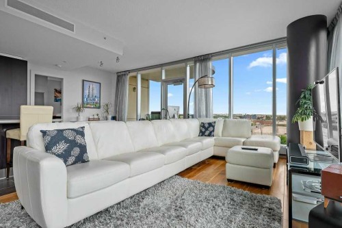603-433 11 Avenue Se, Calgary, AB - Indoor Photo Showing Living Room