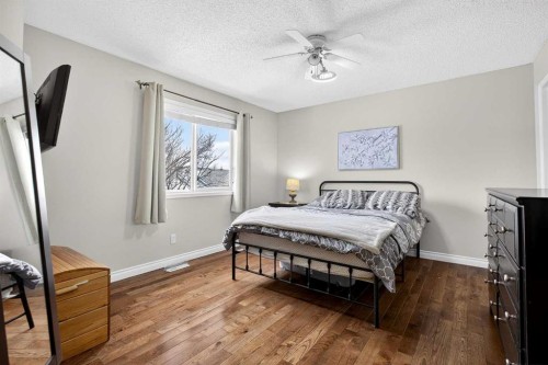 327 Chaparral Drive Se, Calgary, AB - Indoor Photo Showing Bedroom