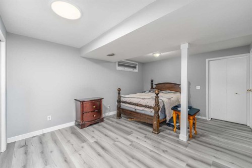 14 Coral Sands Place Ne, Calgary, AB - Indoor Photo Showing Bedroom