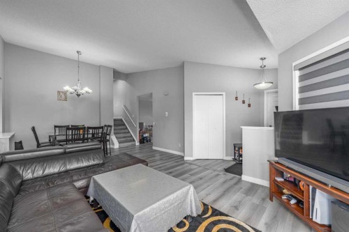 14 Coral Sands Place Ne, Calgary, AB - Indoor Photo Showing Living Room