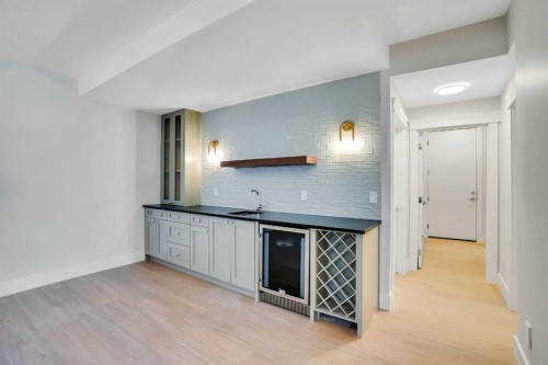 435 Patterson Boulevard Sw, Calgary, AB - Indoor