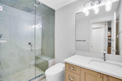 435 Patterson Boulevard Sw, Calgary, AB - Indoor Photo Showing Bathroom