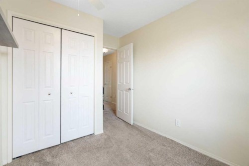 25 Mckernan Road Se, Calgary, AB - Indoor Photo Showing Other Room