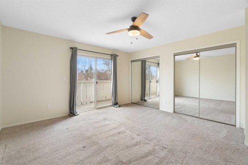 25 Mckernan Road Se, Calgary, AB - Indoor Photo Showing Other Room