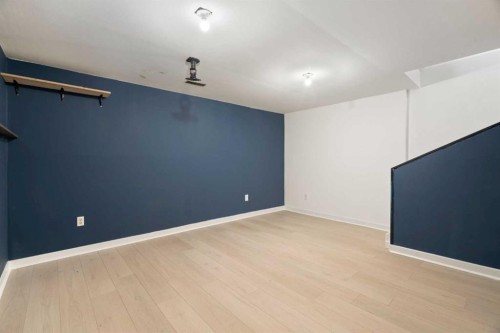 25 Mckernan Road Se, Calgary, AB - Indoor Photo Showing Other Room