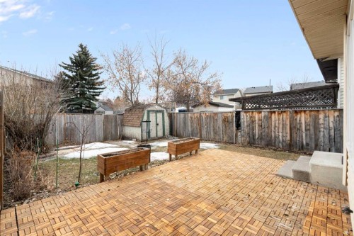 25 Mckernan Road Se, Calgary, AB - Outdoor