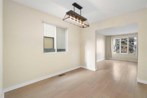 25 Mckernan Road Se, Calgary, AB - Indoor Photo Showing Other Room