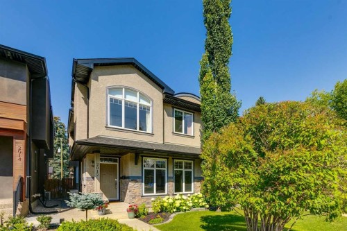 2012 50 Avenue Sw, Calgary, AB - Outdoor With Facade