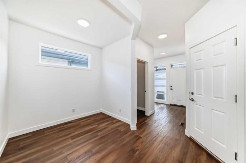 63 Riviera Court, Cochrane, AB - Indoor Photo Showing Other Room