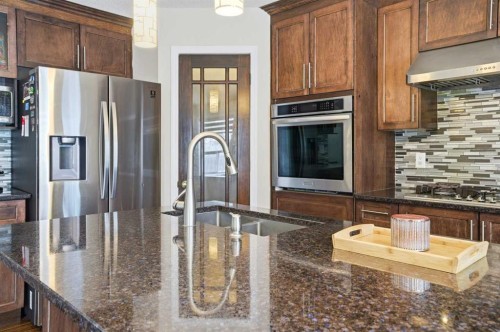 618 Citadel Drive Nw, Calgary, AB - Indoor Photo Showing Kitchen With Stainless Steel Kitchen With Upgraded Kitchen