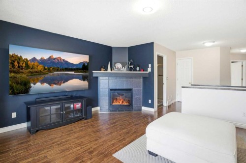 618 Citadel Drive Nw, Calgary, AB - Indoor Photo Showing Living Room With Fireplace