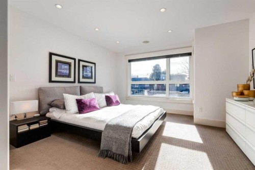 2613 3 Avenue Nw, Calgary, AB - Indoor Photo Showing Bedroom