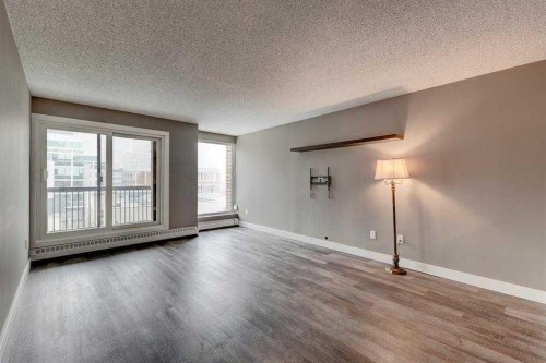 506-220 13 Avenue Sw, Calgary, AB - Indoor Photo Showing Other Room