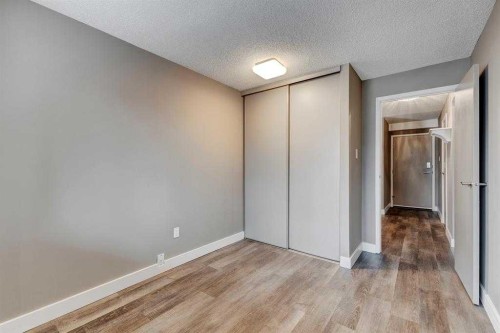 506-220 13 Avenue Sw, Calgary, AB - Indoor Photo Showing Other Room