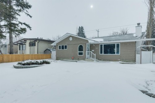 389 Capri Avenue Nw, Calgary, AB - Outdoor