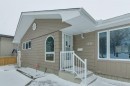 389 Capri Avenue Nw, Calgary, AB  - Outdoor With Exterior 