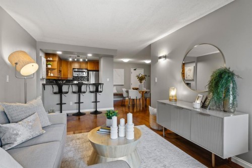 603-1011 12 Avenue, Calgary, AB - Indoor Photo Showing Living Room