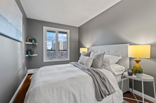 603-1011 12 Avenue, Calgary, AB - Indoor Photo Showing Bedroom
