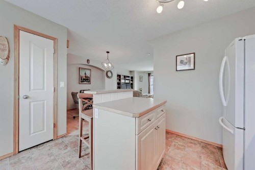 312 Cramond Close Se, Calgary, AB - Indoor