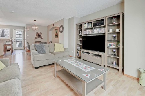 312 Cramond Close Se, Calgary, AB - Indoor Photo Showing Living Room