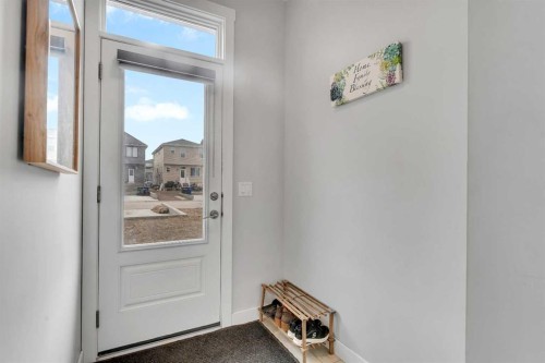 521 Chinook Winds Gardens Sw, Airdrie, AB - Indoor Photo Showing Other Room