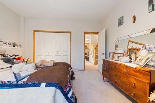 16 Arbour Estates View Nw, Calgary, AB - Indoor Photo Showing Bedroom