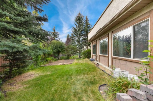 16 Arbour Estates View Nw, Calgary, AB - Outdoor