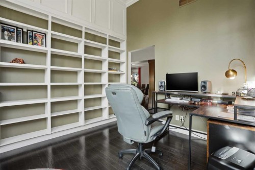 311 Coach Light Bay Sw, Calgary, AB - Indoor Photo Showing Office