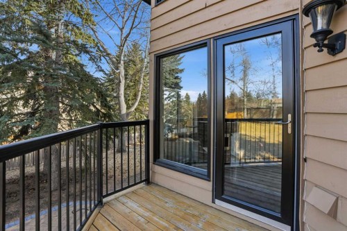 311 Coach Light Bay Sw, Calgary, AB - Outdoor With Exterior
