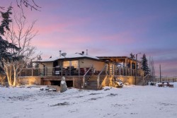284226 Township Road 254  Rural Rocky View County, AB T1Z 0K9