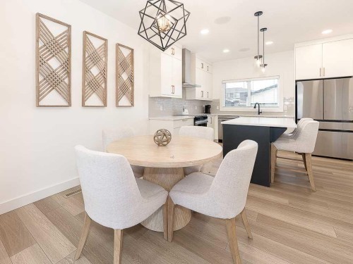 613 Lambeau Link Se, Airdrie, AB - Indoor Photo Showing Dining Room