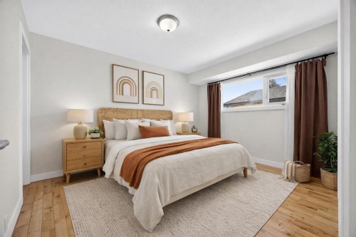 128 Bermuda Drive Nw, Calgary, AB - Indoor Photo Showing Bedroom