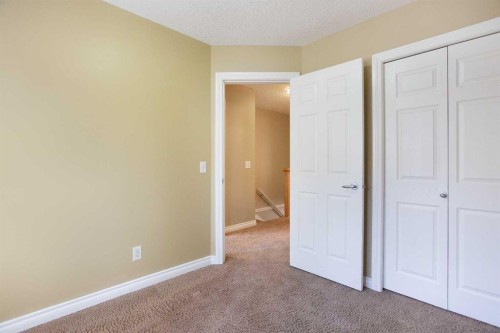 120 Cedarwood Lane Sw, Calgary, AB - Indoor