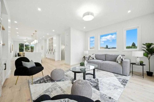 926 21 Avenue Nw, Calgary, AB - Indoor Photo Showing Living Room