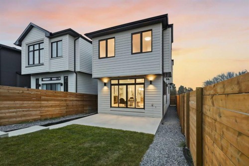 926 21 Avenue Nw, Calgary, AB - Outdoor