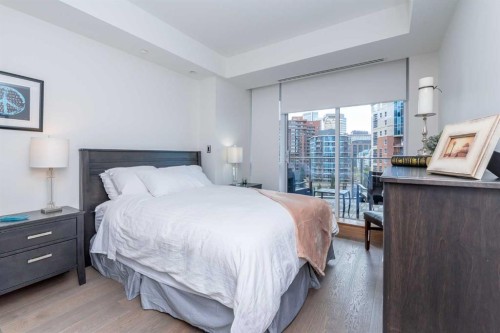 807-738 1 Avenue Sw, Calgary, AB - Indoor Photo Showing Bedroom