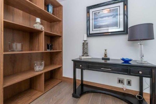 807-738 1 Avenue Sw, Calgary, AB - Indoor Photo Showing Other Room