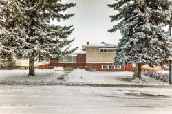 42 Fullerton Road SE Calgary, AB T2H 1E5