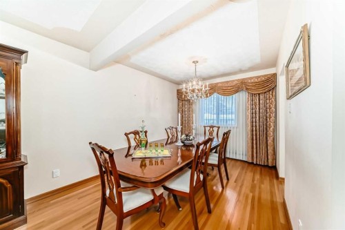 42 Fullerton Road Se, Calgary, AB - Indoor Photo Showing Dining Room