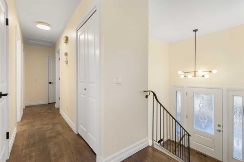 95 Silver Brook Drive Nw, Calgary, AB - Indoor Photo Showing Other Room