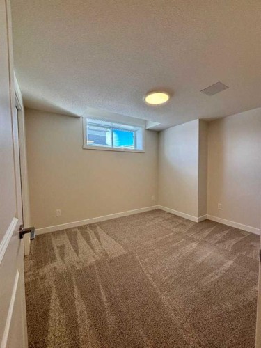 695 Buffaloberry Manor Se, Calgary, AB - Indoor