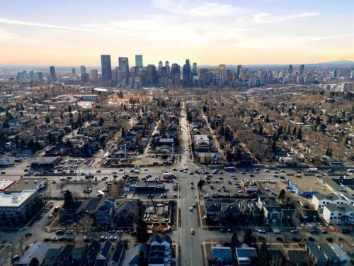 507 17 Avenue Nw, Calgary, AB - Outdoor With View