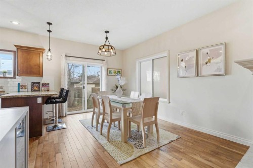 507 17 Avenue Nw, Calgary, AB - Indoor Photo Showing Dining Room