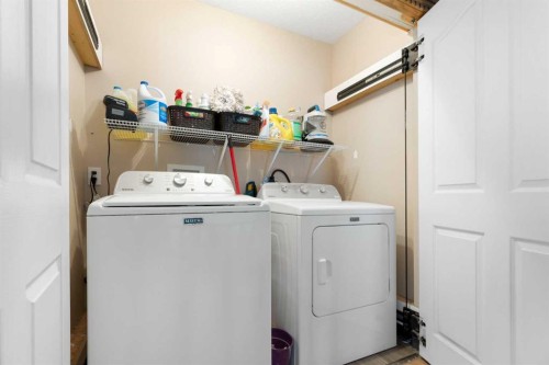 131 Cambria Road, Strathmore, AB - Indoor Photo Showing Laundry Room
