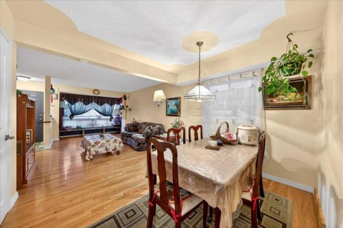 262 Martindale Boulevard Ne, Calgary, AB - Indoor Photo Showing Dining Room
