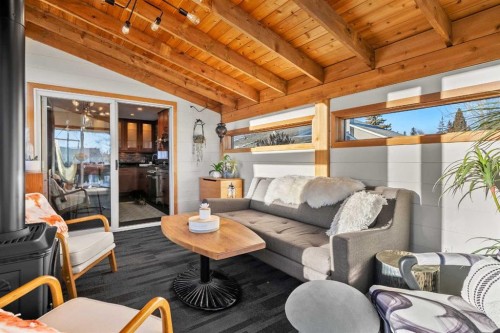 4636 Montana Drive Nw, Calgary, AB -  With Deck Patio Veranda