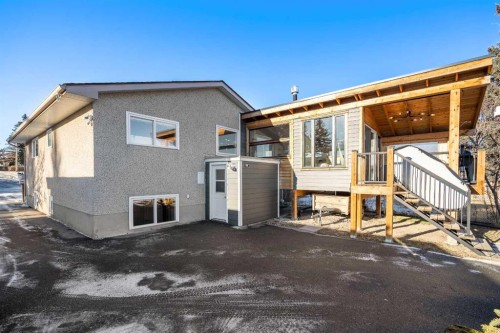 4636 Montana Drive Nw, Calgary, AB - Outdoor