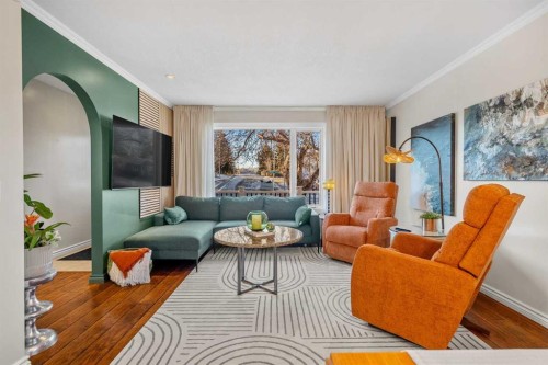 4636 Montana Drive Nw, Calgary, AB - Indoor Photo Showing Living Room