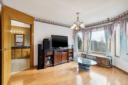 2203 Sirocco Drive Sw, Calgary, AB - Indoor